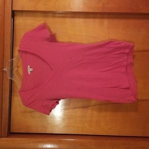 American Eagle tee.  Small